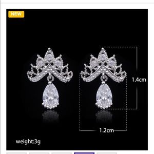White Zircon Earrings-Beautiful